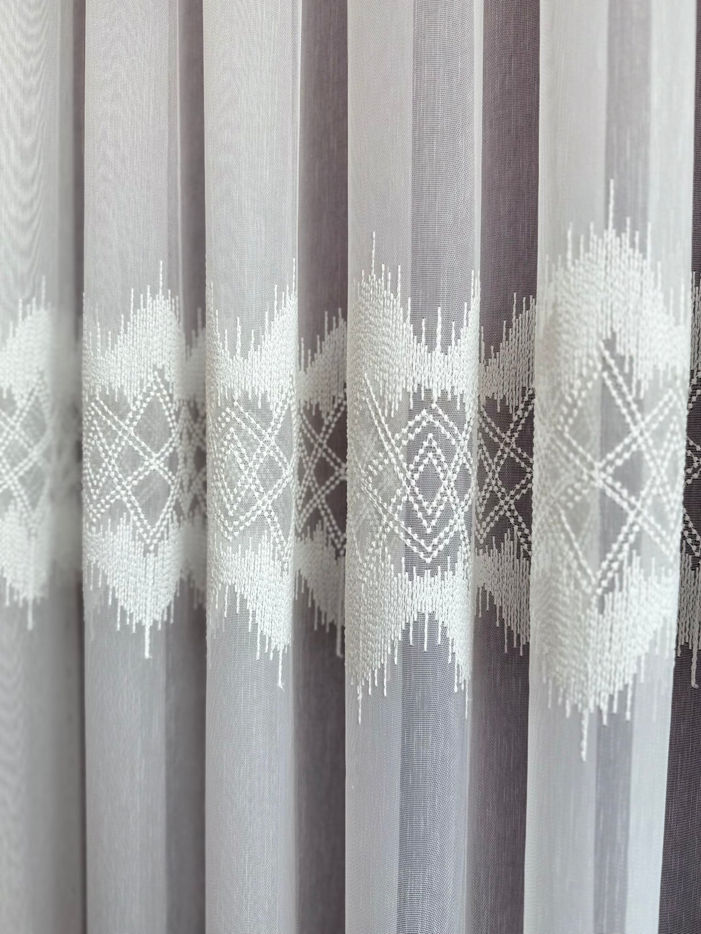 Zarif İkili Şerit Desenli Lüks Tül Perde